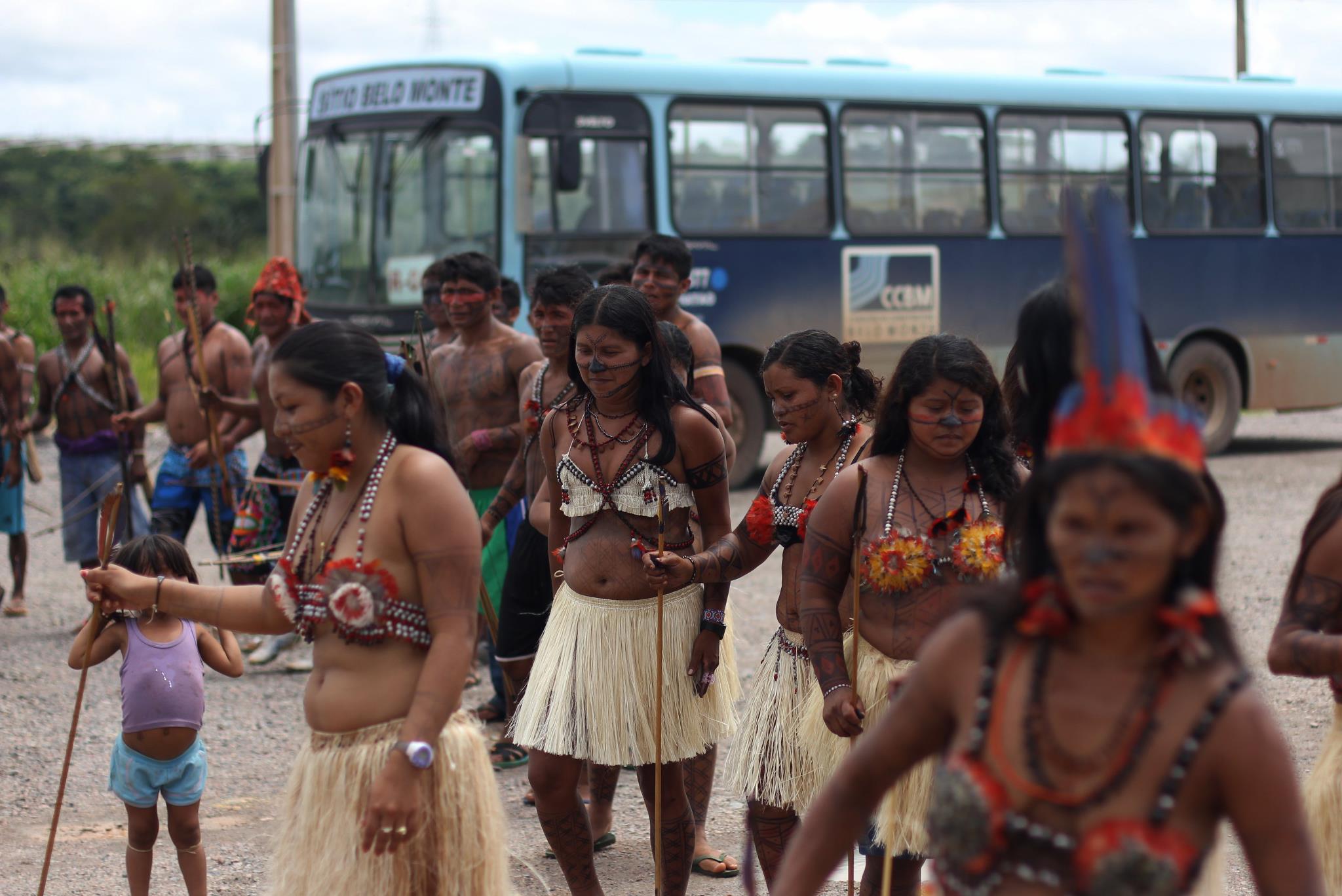 Declaração AMB para Xingu e Tapajos Abril 2013