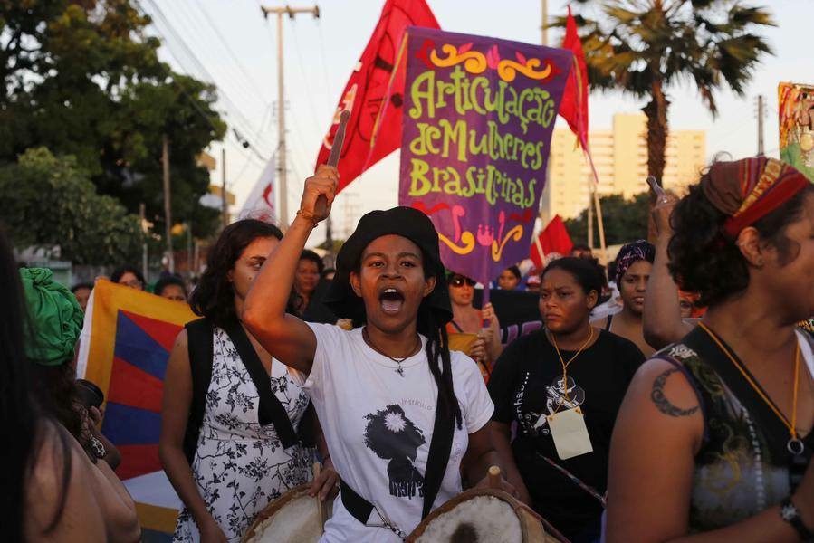 Declaração de movimentos de mulheres e feministas Encontro da Sociedade Civil  frente à VI Cúpula de Presidentes dos Países BRICS