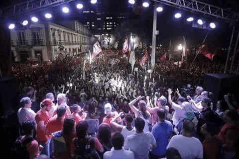 Parar o golpe e avançar ampliando as alianças